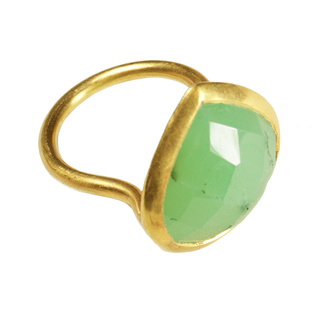 Candy Pear Ring Chrysoprase