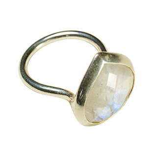 Candy Pear Ring Moonstone Silver