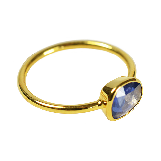 Gold Ring Blue Sapphire